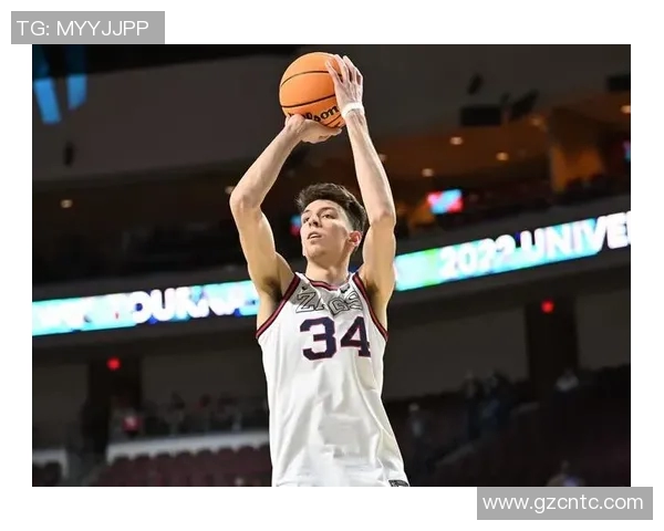 切特霍姆格伦的篮球之路与未来展望：新星崛起的故事