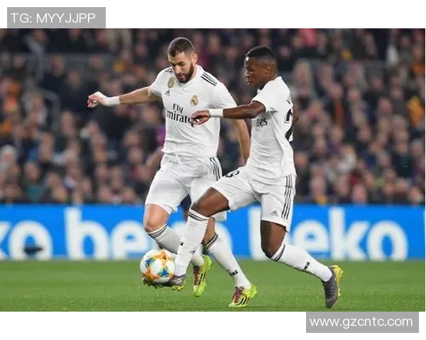 皇马与热刺激战正酣比分悬念重重球迷期待精彩瞬间