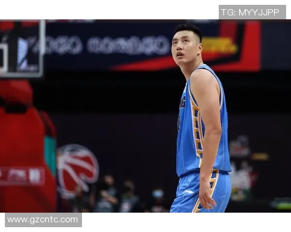 翟晓川：从篮球新星到职业生涯的辉煌历程与未来展望