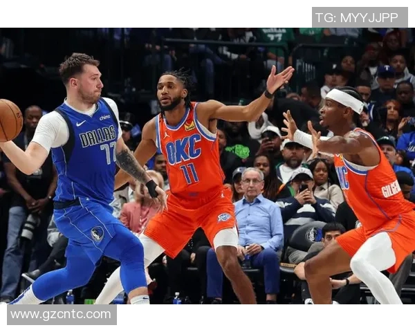 雷霆与爵士季后赛第五场激战回顾及精彩瞬间分析