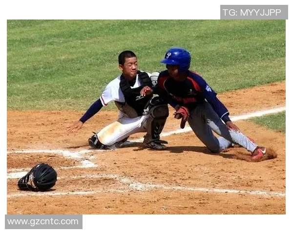 巴拿马与中国足球的较量分析与展望：技术战术与未来发展探讨