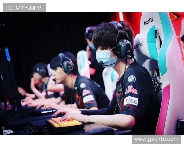 聚焦英雄联盟FPX战队技术分析与战术探讨的深度研究MBA