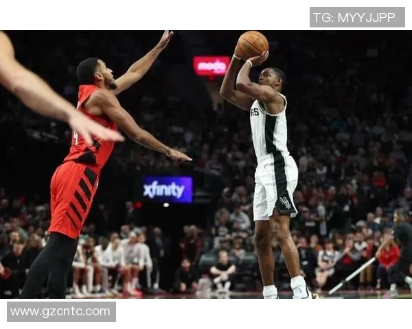 德阿隆福克斯引领球队崛起展现全能球技与领导力的完美结合 德阿隆福克斯引领球队崛起展现全能球技与领导力的完美结合