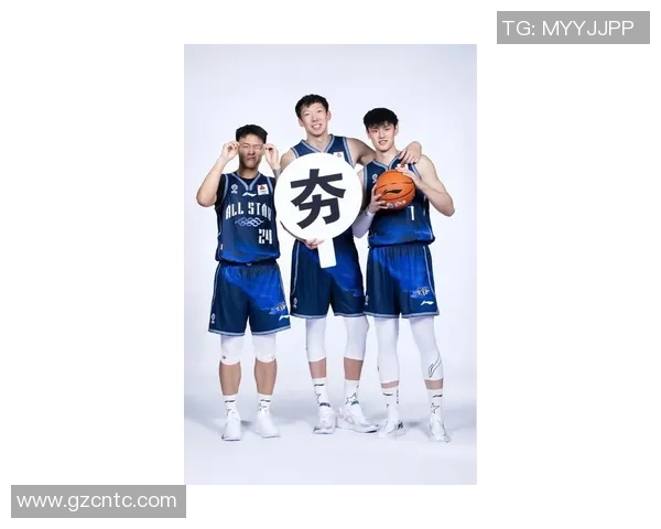 曾凡博的篮球梦想与成长之路：从青涩少年到职业球员的蜕变历程