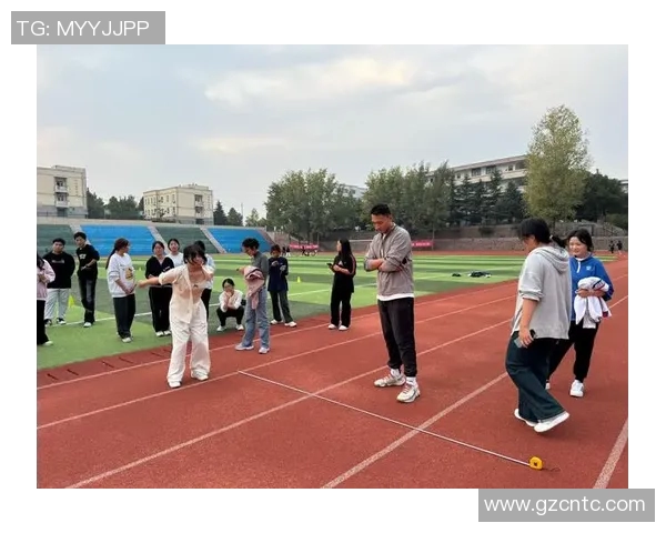 重庆飞盘队在世界攀岩锦标赛中的精彩表现与技术分析